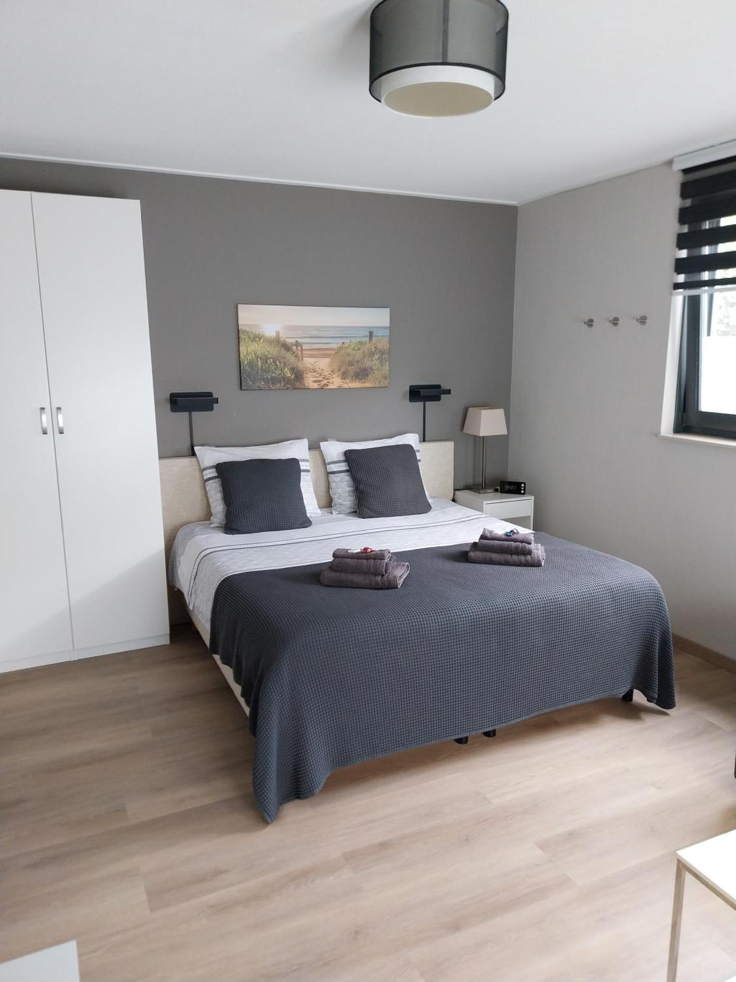 Elvis Presley Private Studio With Kitchen And Airconditioning โฮช ภายนอก รูปภาพ